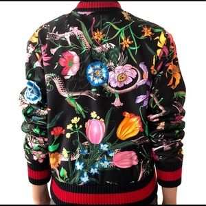 🌺🌸😍 trade? GUCCI SHORT BOMBER FLORAL JACKET